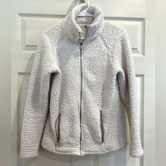 Adrienne Vittadini Jackets & Blazers - ADRIENNE VITTADINI sherpa zipper jacket